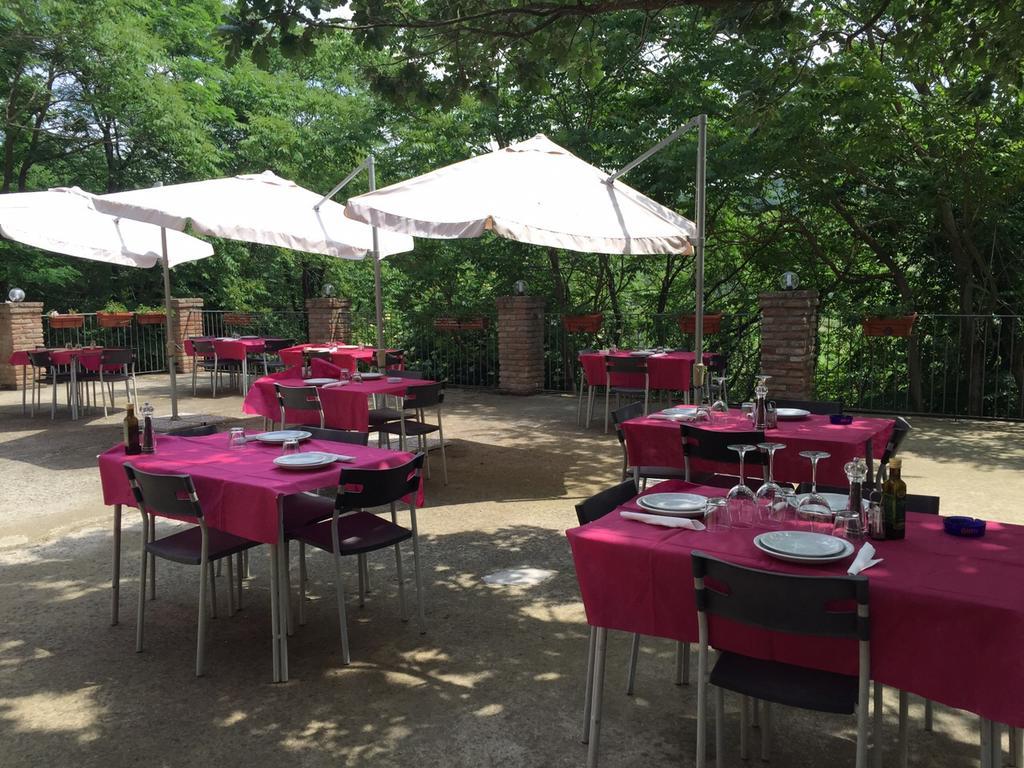 Agriturismo Molino Nuovo คาสเทลซานเปียโตรแตร์เม ภายนอก รูปภาพ