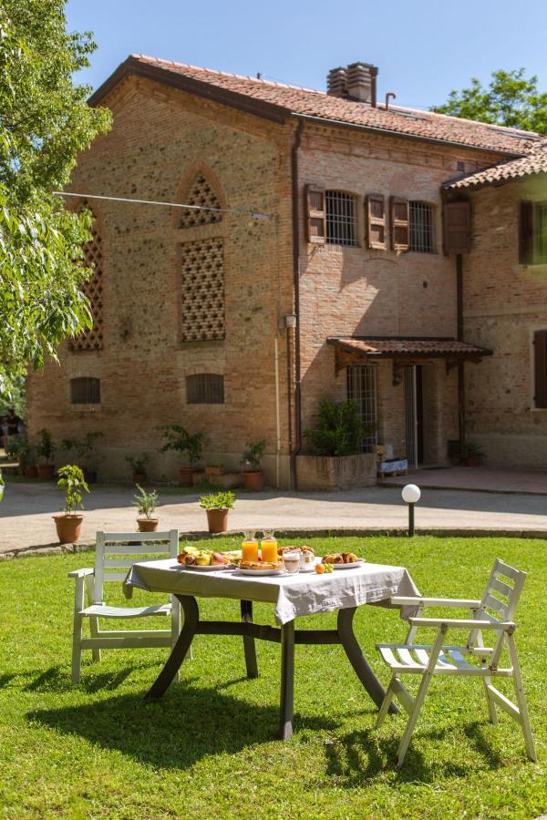 Agriturismo Molino Nuovo คาสเทลซานเปียโตรแตร์เม ภายนอก รูปภาพ